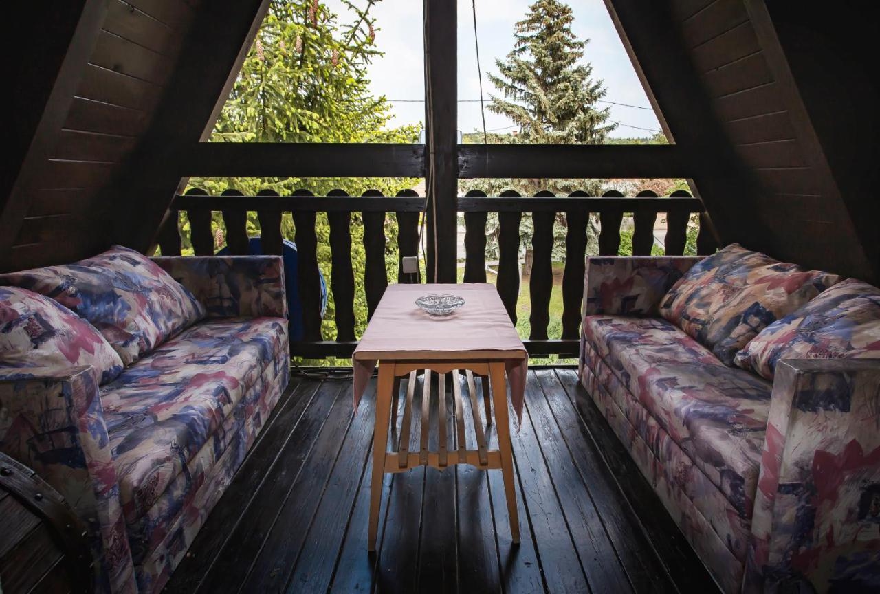 Alabastrom Panzio Es Etterem Bed & Breakfast Bogács Exterior foto