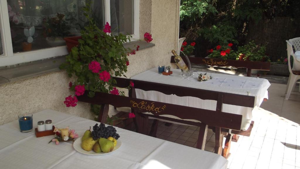 Alabastrom Panzio Es Etterem Bed & Breakfast Bogács Exterior foto