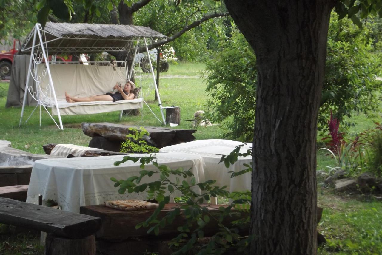 Alabastrom Panzio Es Etterem Bed & Breakfast Bogács Exterior foto